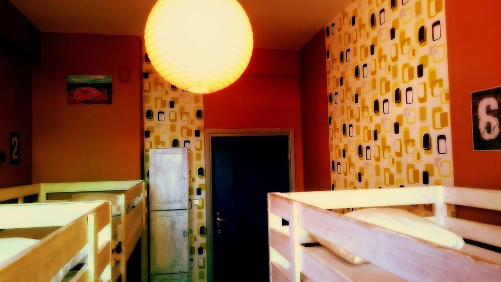 Wdj Hostel Варшава Стая снимка