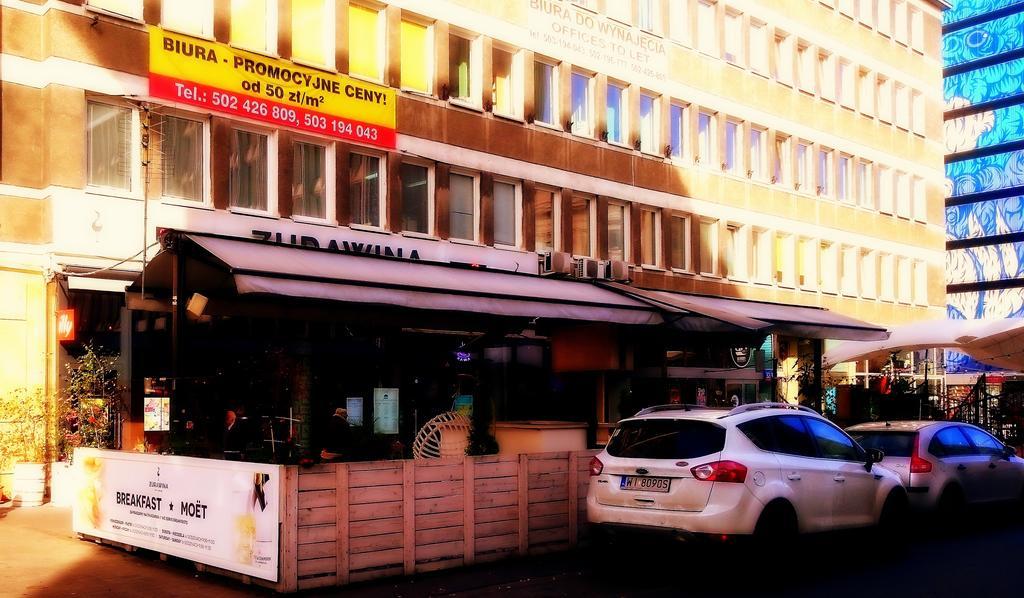Wdj Hostel Варшава Екстериор снимка