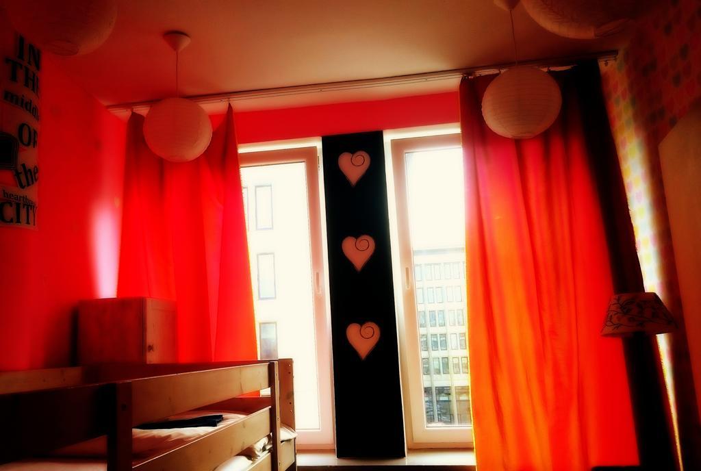 Wdj Hostel Варшава Стая снимка